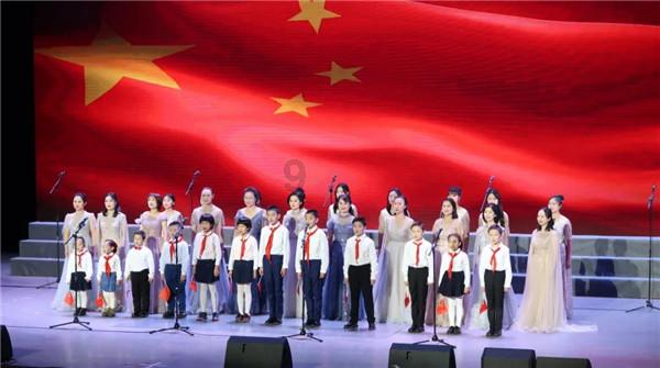 高中生玩游戏上瘾叛逆 专家给你支招